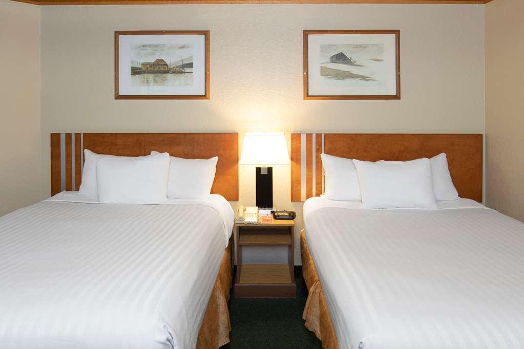 Econo Lodge Inn & Suites Medicine Hat Kamer foto