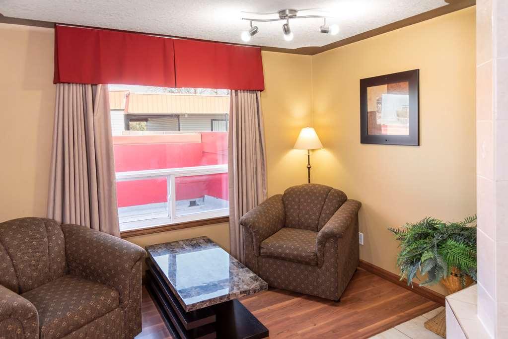 Econo Lodge Inn & Suites Medicine Hat Kamer foto
